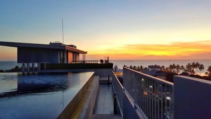 Chic Seaview @ The Patio Bangsaen Apartment Bagian luar foto