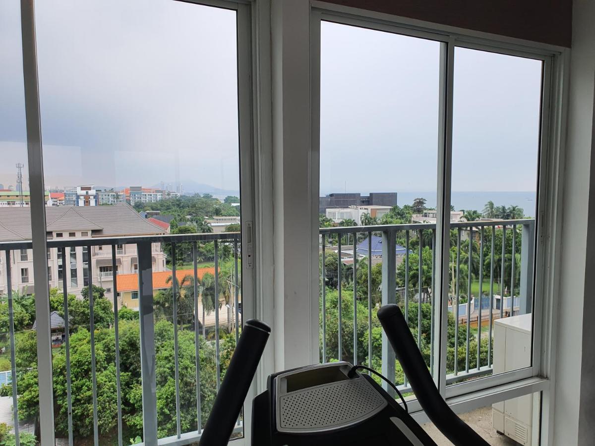 Chic Seaview @ The Patio Bangsaen Apartment Bagian luar foto